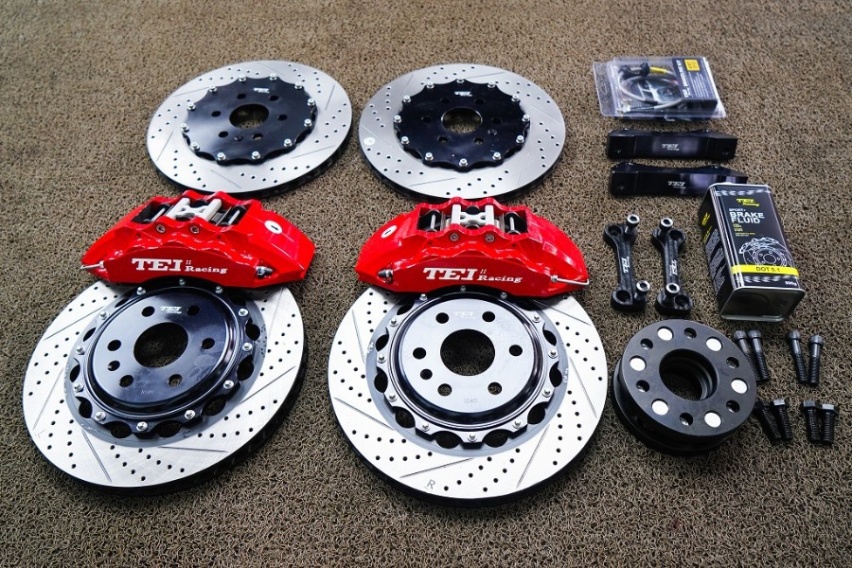 改装案例|凯迪拉克XT5改装TEI Racing前6刹车套件+后加大碟