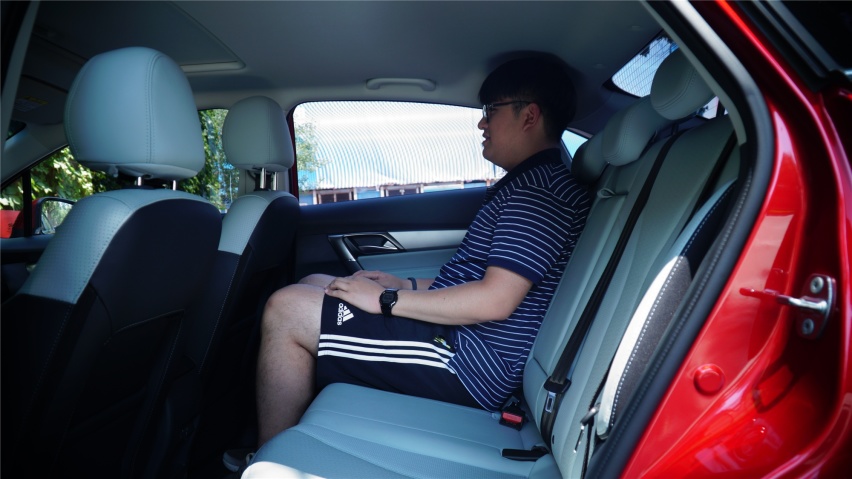 一年后再次体验电动车有啥感受？试驾北汽新能源EU5