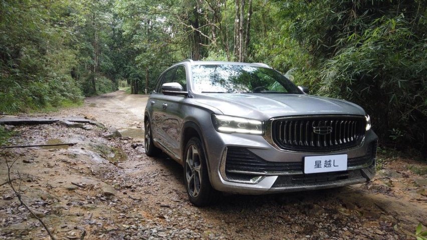 轱辘试驾｜挑战路虎同款越野场地！星越L是20万内最好玩的SUV？