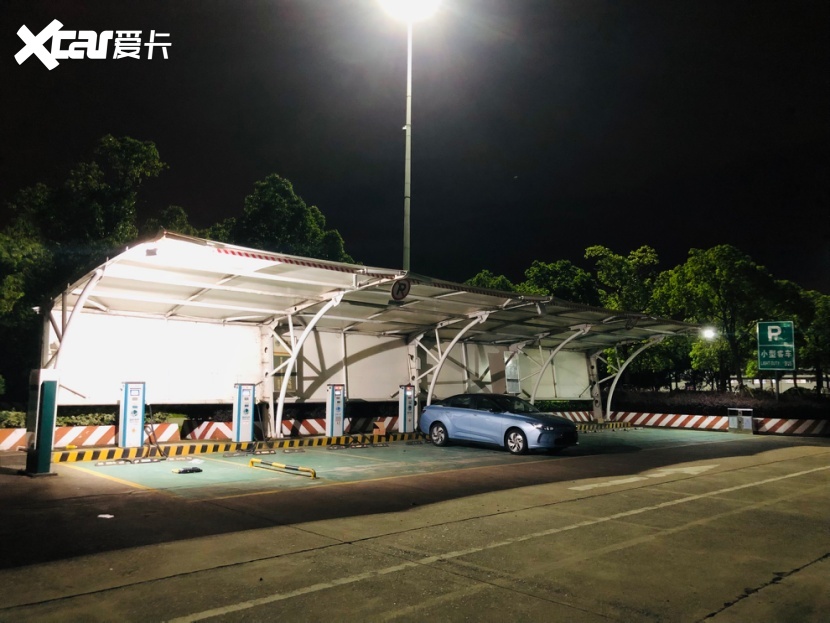 深度试驾几何 A Pro，有点香 | 车库众测