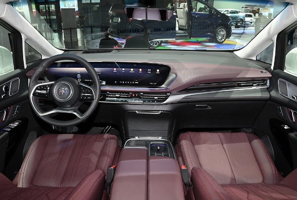 2.0T+9AT+48V轻混，2025款世纪CENTURY即将上市