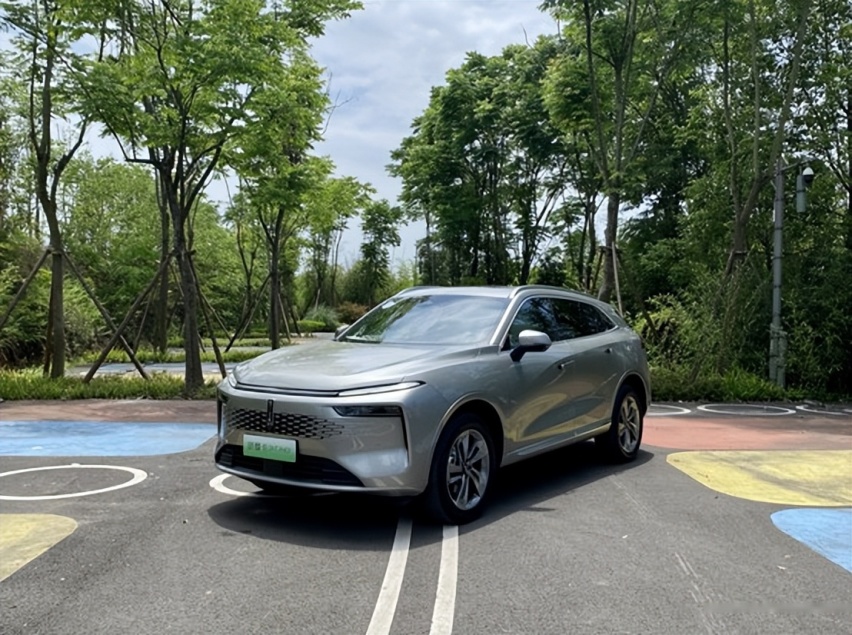 以全新面貌挑战理想L7，试驾新摩卡DHT-PHEV