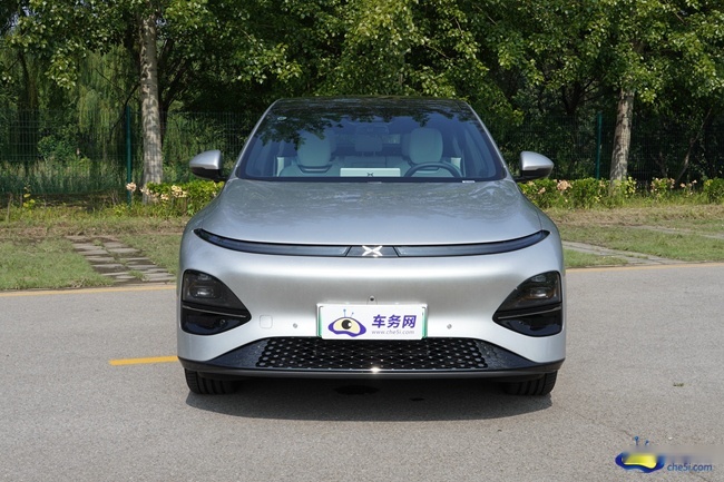 25万级智电王者 试驾小鹏G6 超智驾轿跑SUV