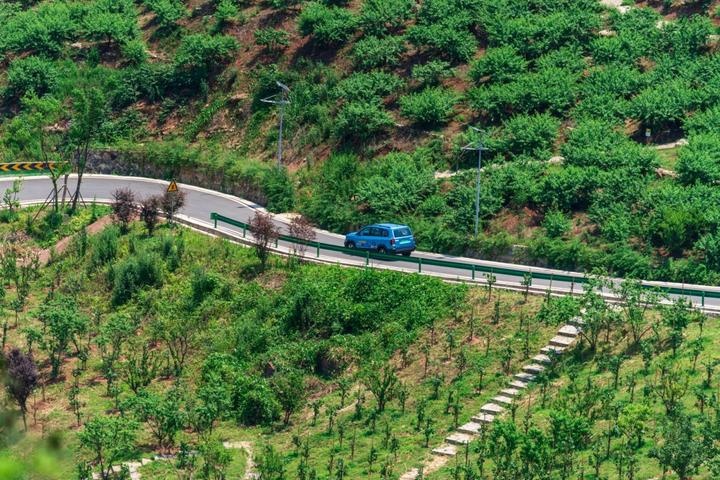 这是真的？10万级预算也能买续航破千的大七座增程SUV？
