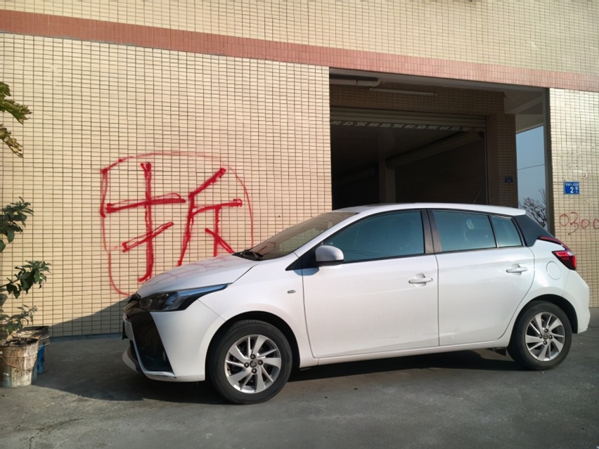 过年回家开什么车，探访本地拆迁大户，颠覆你的想象