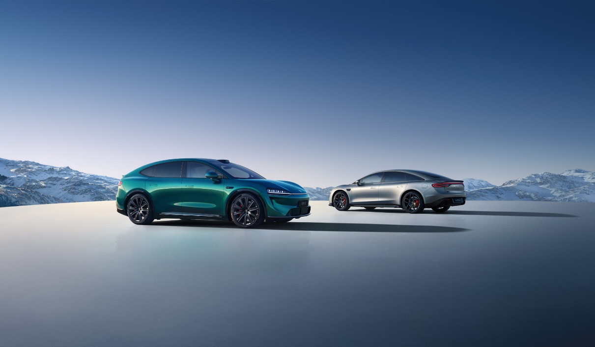 華為DriveONE助力問界、智界為消費者打造動力強勁、安全舒適的駕乘體 華為DriveONE助力問界、智界為消費者打造動力強勁、安全舒適的駕乘體