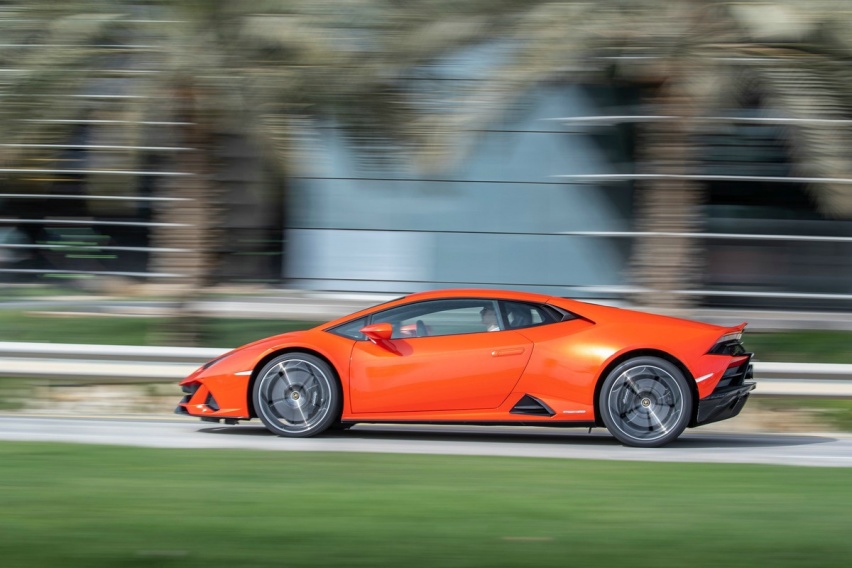 2021-Lamborghini-Huracan-Evo-3.jpg