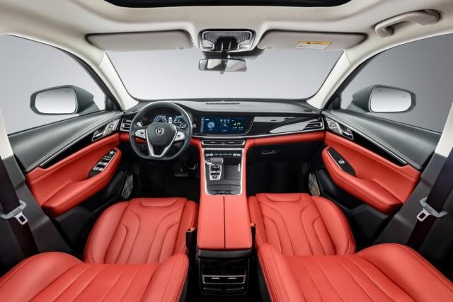 长安汽车2023款CS85COUPE上市，售价11.99万起