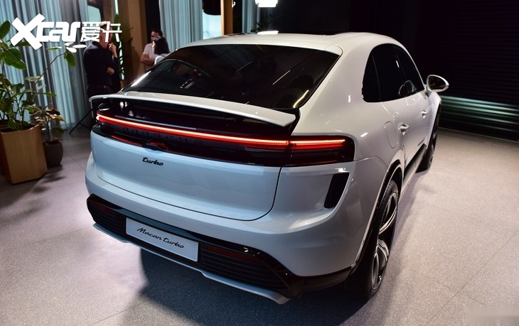 保时捷纯电动macan正式亮相!外观运动,续航不俗-爱卡汽车爱咖号