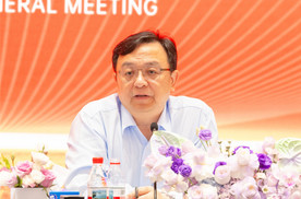 比亚迪王传福: 我们绝不拉踩同行，这是原则