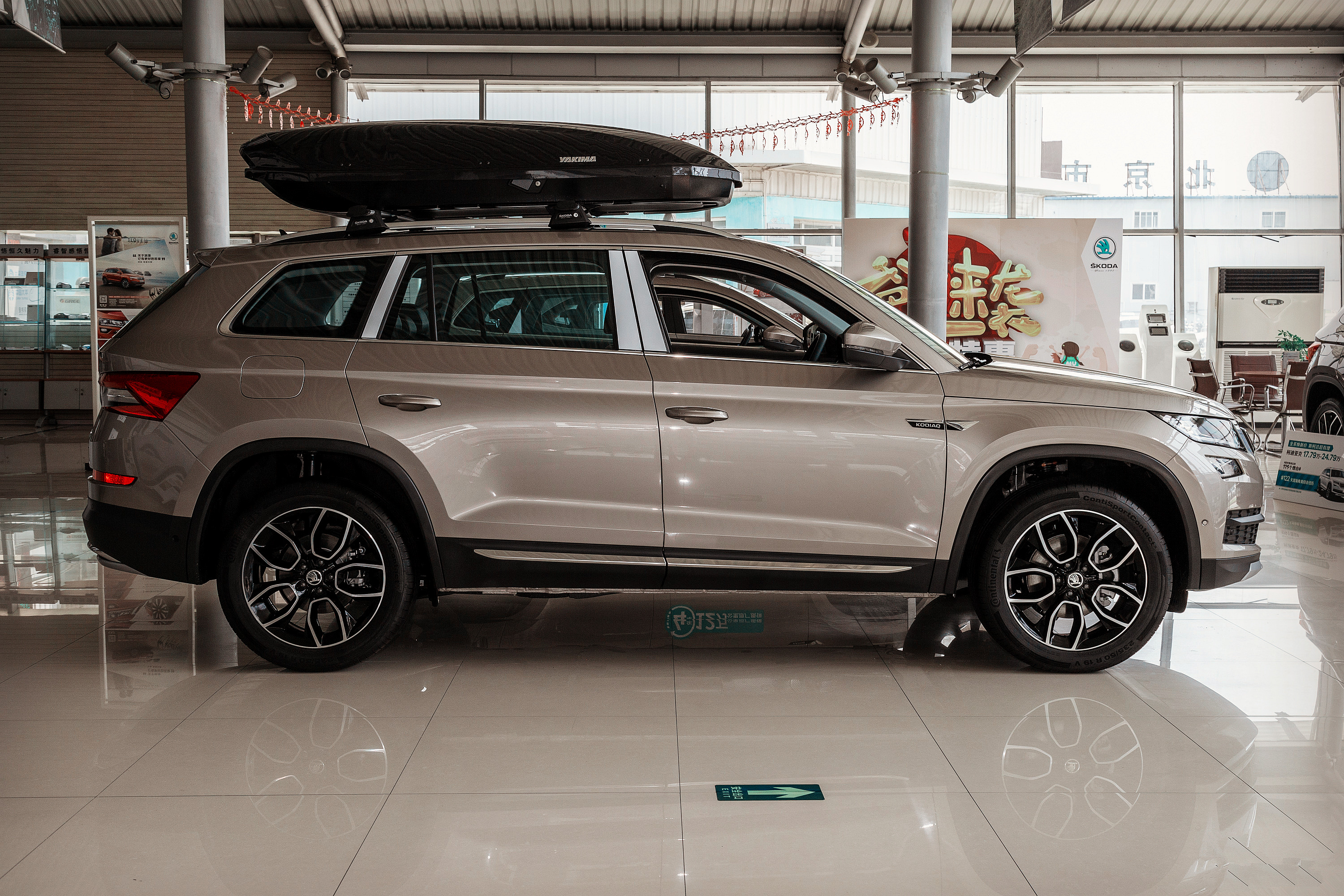 Ҫ(bio)a(chn)SUVW(wng)µρ˽3.5fۃr(ji)]ë