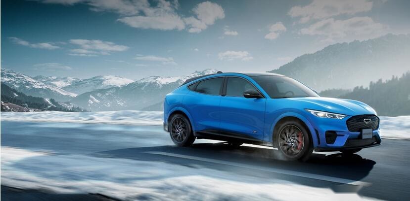 针锋相对,福特Mustang Mach-E能撼动特斯拉Model Y么