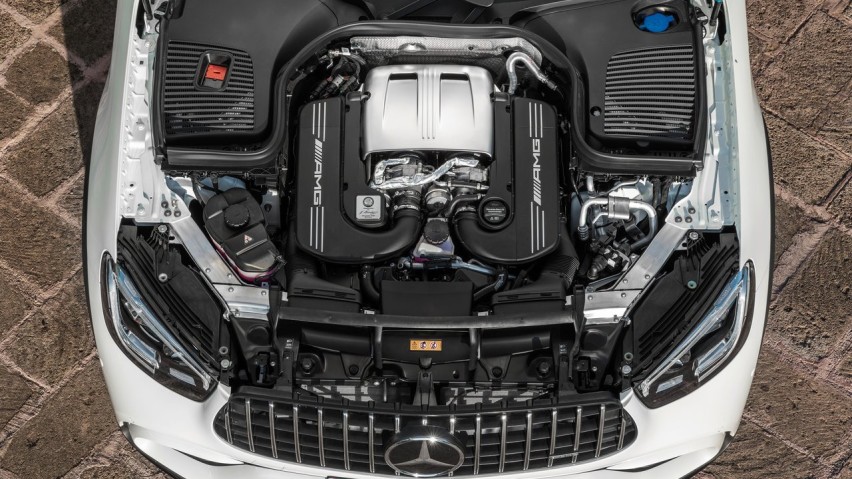 “超跑”SUV诞生 奔驰AMG GLC63 与超跑比肩