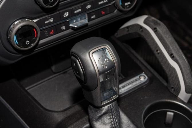 新知达人, 福特Bronco到港 开启预售 2.7T V6+国六 70万