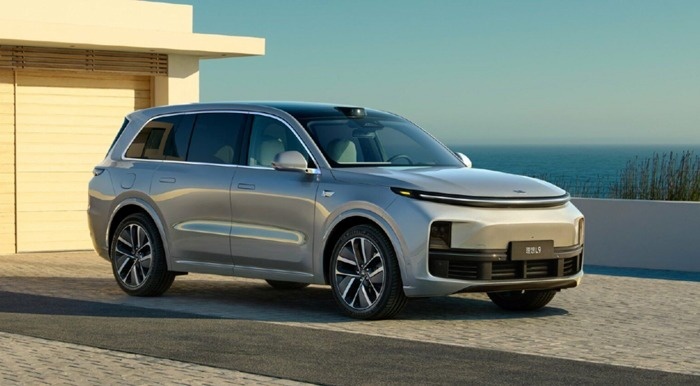 新能源SUV之争，理想L8/L9强攻Model Y，比亚迪观虎斗