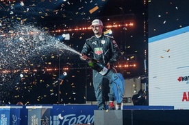 保时捷车手维尔莱茵赢得电动方程式世界锦标赛总冠军