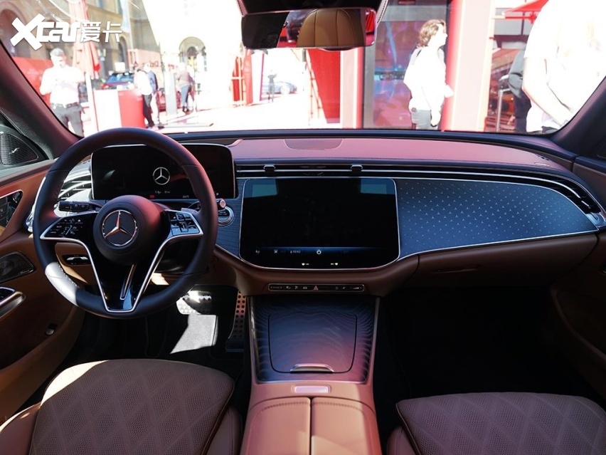 全新奔驰e级旅行车亮相,外观毫无意外,内饰毫无惊喜,动力亮眼