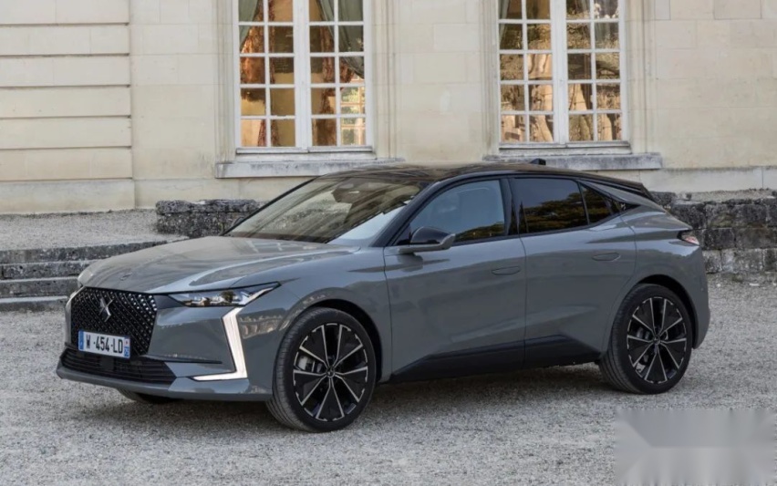 捷豹E-PACE卷土重来，DS4正式上市，半年后13万提新车？