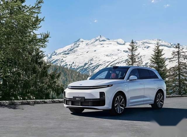 英菲尼迪QX60、理想L7、福特探险者赤金版如何让大家满意？