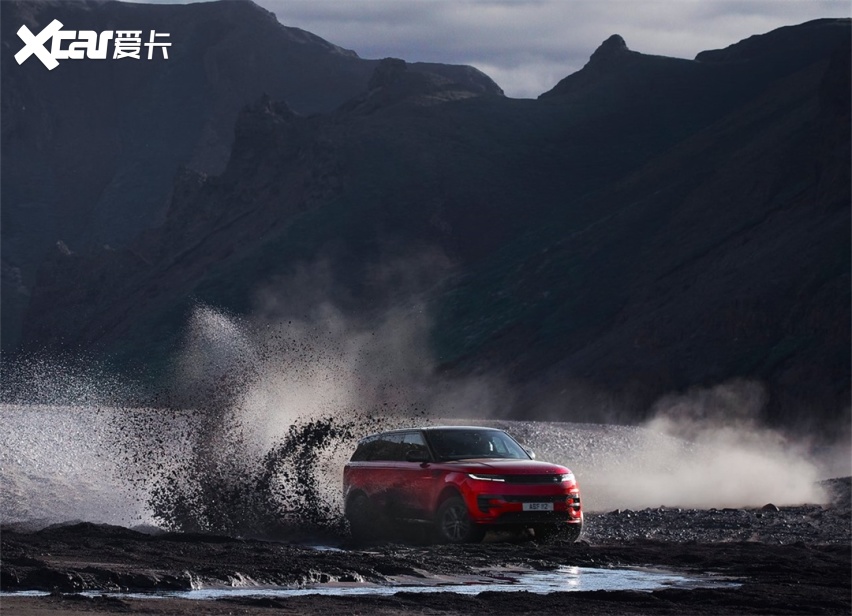 路虎全新旗舰运动SUV发布！搭4.4T V8+531马力