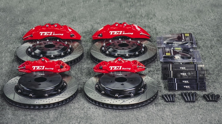 【官方案例】2019款丰田GT86升级tei刹车前6后4活塞卡钳套件