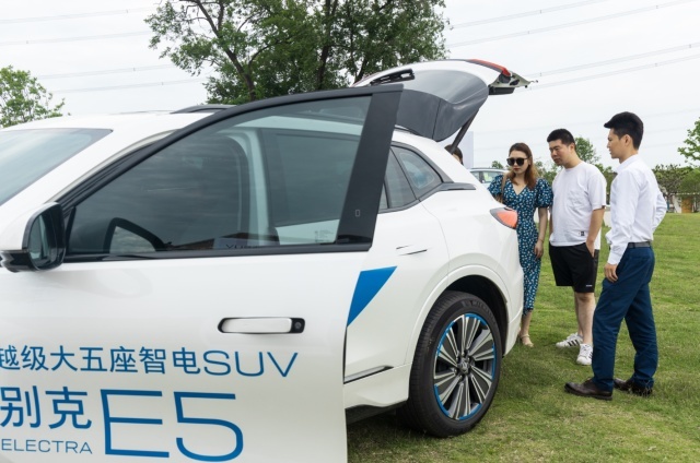超级大五座智电SUV 别克E5试驾品鉴会安徽申通站圆满落幕