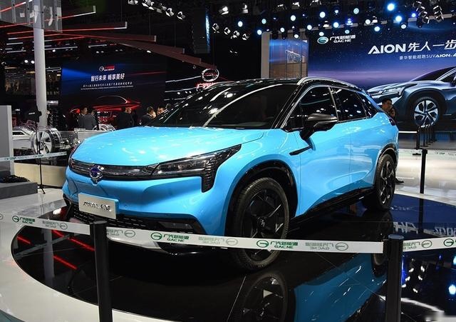 广汽Aion LX品质可靠，续航可达650km，搅局新能源