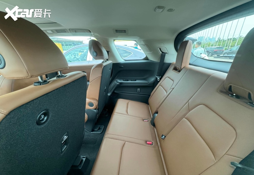 亲民版英菲尼迪QX60？东风日产Pathfinder实车现身，大过途昂