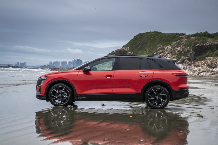 Q5L车主试驾上汽奥迪Q5 e-tron:如果能再选一次,决定会不同?