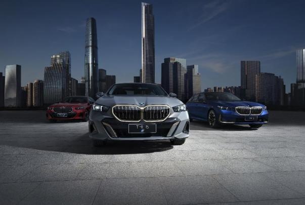 全新BMW 5系长轴距版全球首发，树立智能豪华轿车新标杆