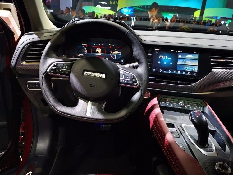 没有抄袭的轿跑SUV  哈弗F7x亮相上海车展