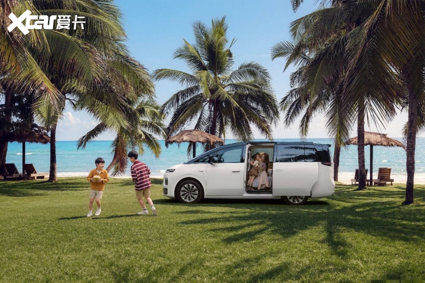 2498万起正式上市！零跑D99补齐双旗舰矩阵打造30万级全能旗舰(图7)