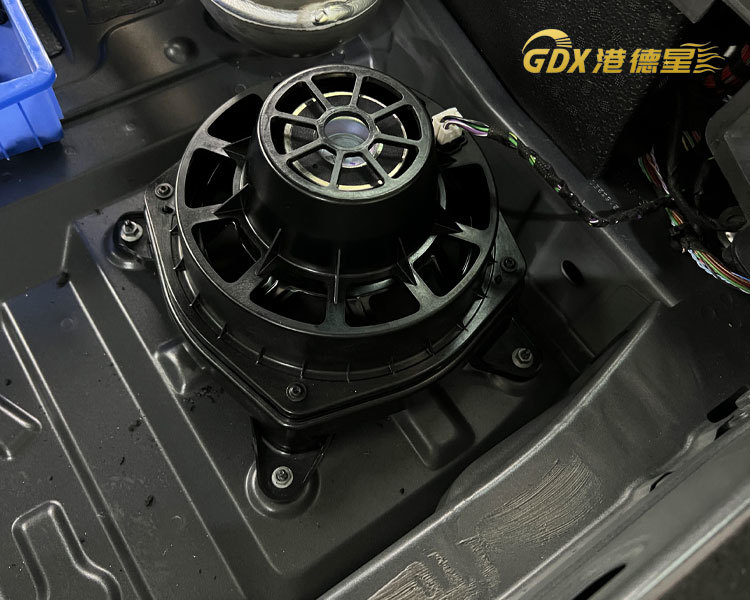 奔驰GLE53不能错过的音响，加装3d大柏林之声25个扬声器有多震撼