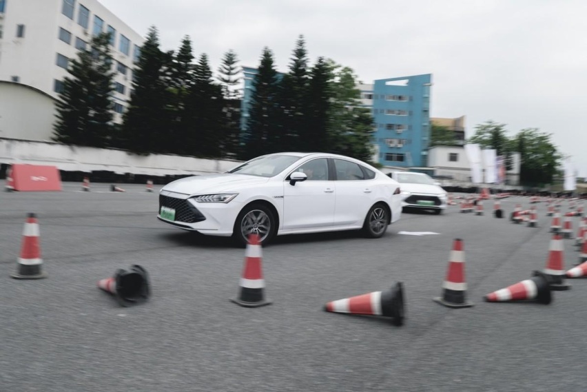 为什么大家对比亚迪这款家轿如此不淡定?