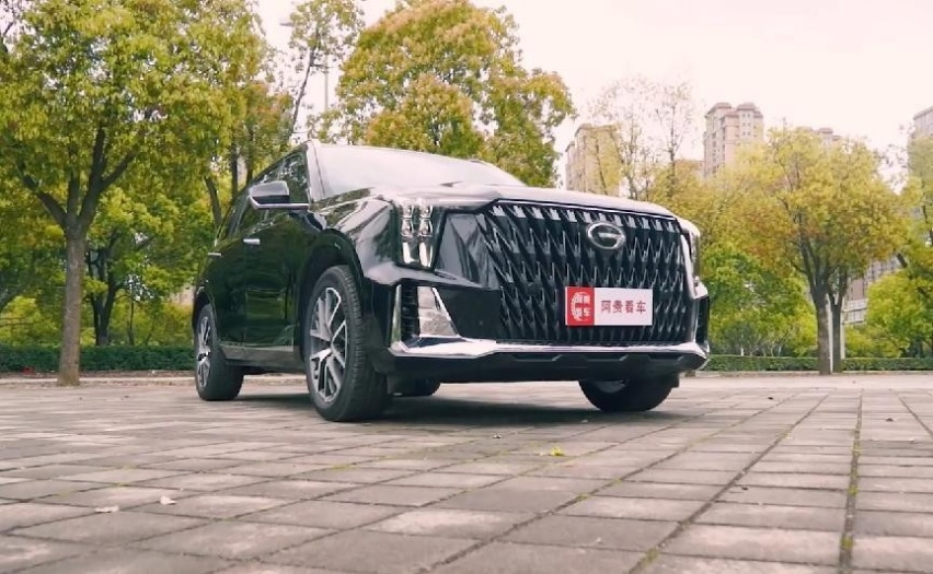 别买汉兰达了，第二代GS8搭载高功率2.0T+丰田THS混动，更值！
