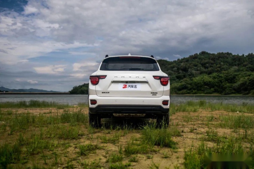15万预算还想买后桥带锁的SUV？我提了这台同级唯一之选