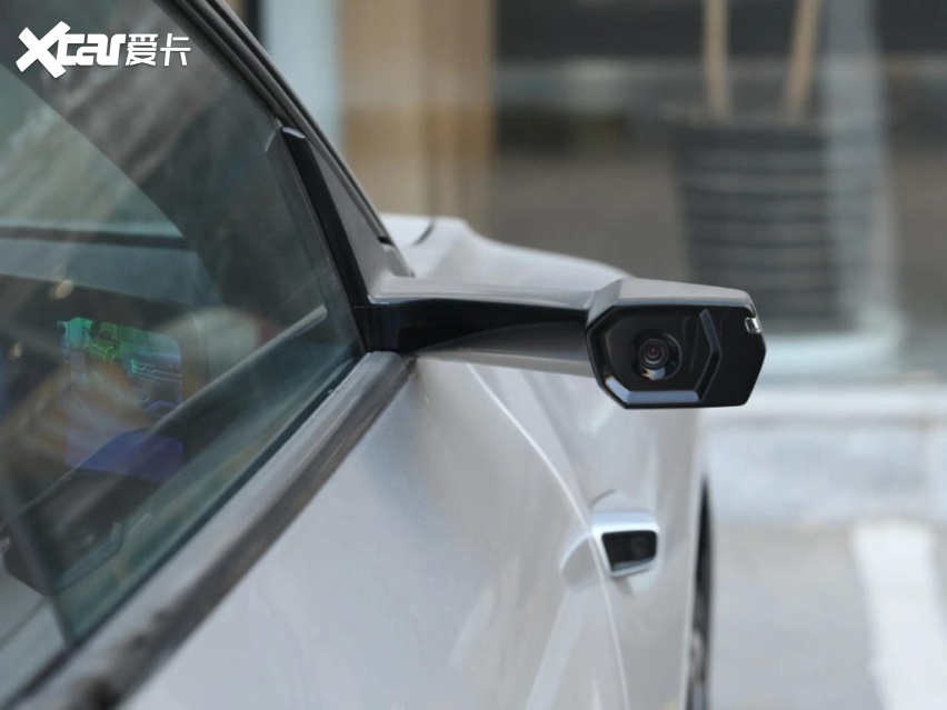 30万内买豪华旅行车，奥迪E5和蔚来ET5T，谁更好？