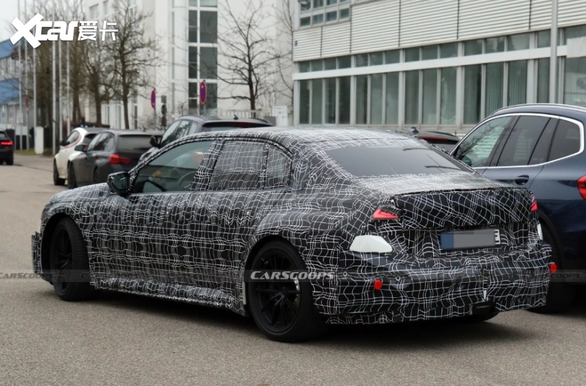 宝马电动M3配800V！用Gen6圆柱电池，四电机千匹马力，算力快10