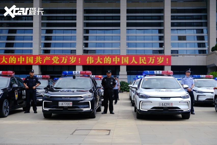 接受一线警队实战考验 北京EU7服役昆明警队