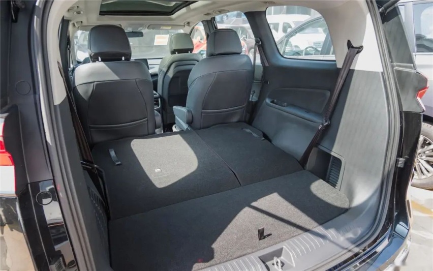 最“奶爸”的新能源MPV，上汽大通MAXUS MIFA 5家用刚刚好