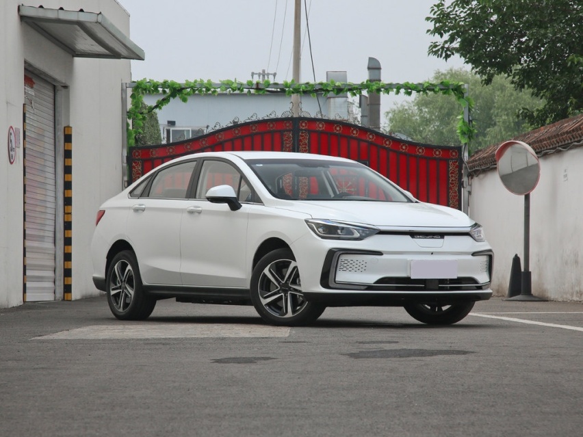 8.98万起 选个精致又省钱的新车？这几款可还行
