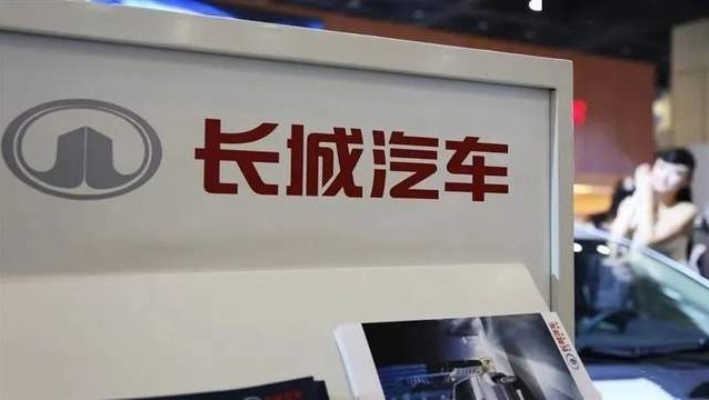 “在一起”还是“打一架”？对被卷起来的“夏虫”，不可语冰！