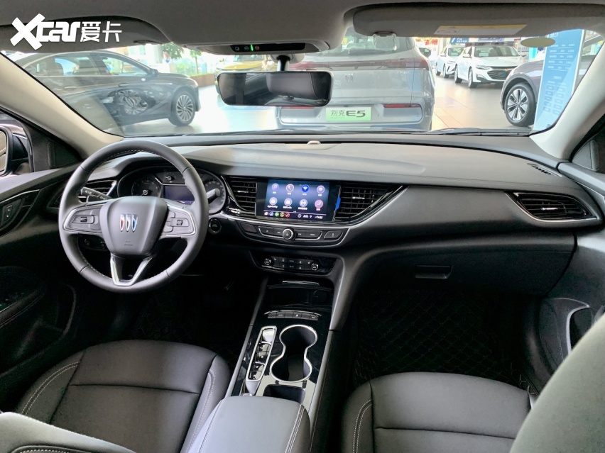 新君威探店：直降3.7万元，终端价再优惠，值得推荐入手吗？