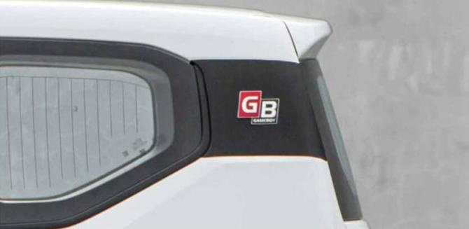 新知达人, 轴距增70mm 新五菱宏光MINI实车 搭银标+30kw电机