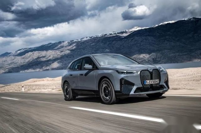 宝马电动攻势扔王炸：BMW iX、BMW i4同日发布，数据硬核，续航