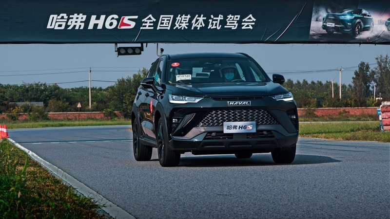 潮流赛道“黑鲨” 试驾哈弗H6S