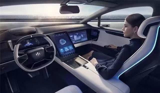 走上国际舞台的国产性能车，跨界成瘾，奥迪最小的Allroad