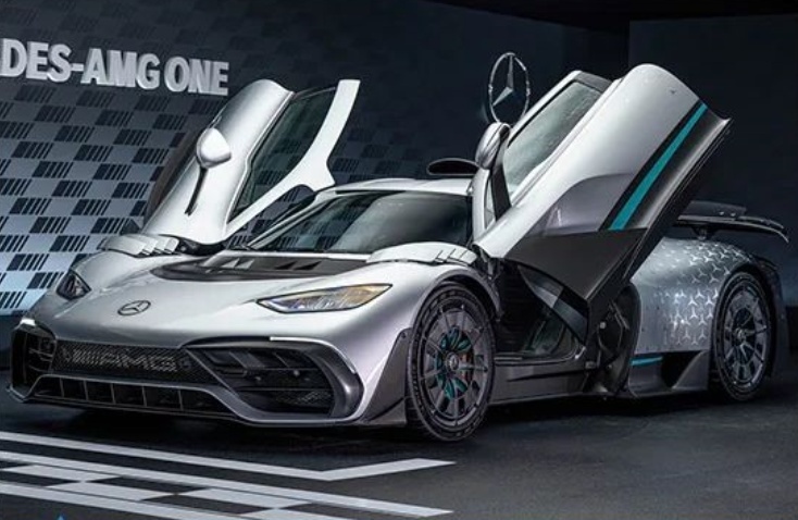 红牛要造车！2025年将推出RB17超跑，搭载V8发动机，售价4091万元