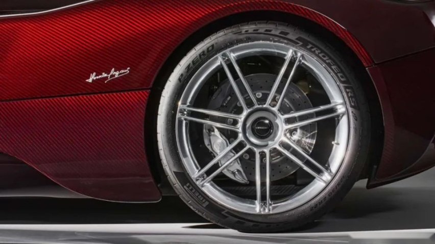 帕加尼Utopia Roadster，限量130台