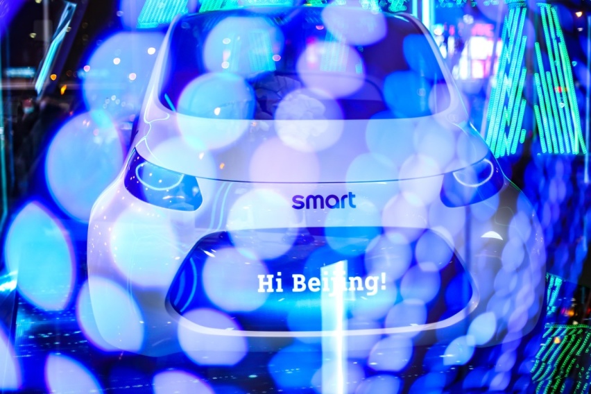 smart不仅拥抱纯电 更拥有轻奢潮趣的灵魂